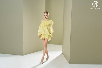 Low waisted dress with yellow ruffles