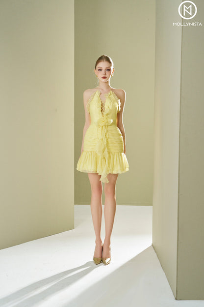 Dress with ruffles detail