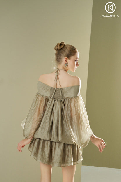 Low-waisted dress with floral collar